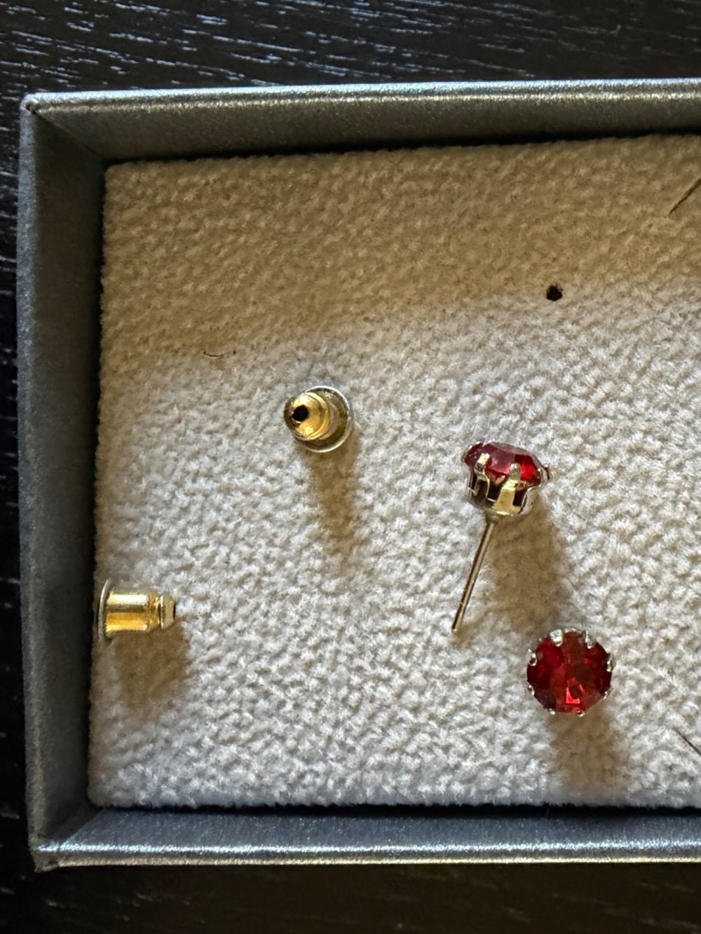 Earrings - Picture 8 of 9